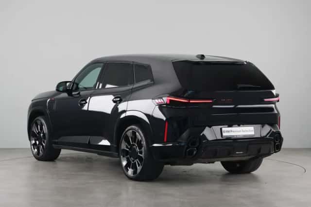 BMW XM (2024) thumbnail 12