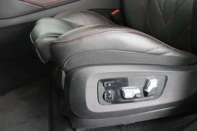 BMW XM (2024) thumbnail 16