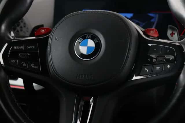BMW XM (2024) thumbnail 3