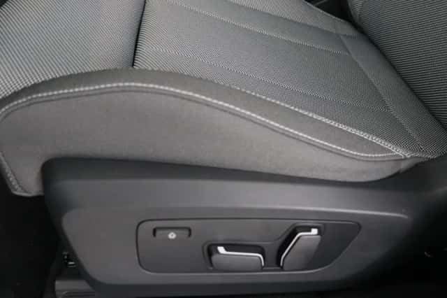 BMW X3 (2026) thumbnail 15