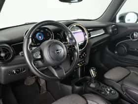 MINI Electric (2022) thumbnail 14