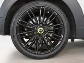 MINI Electric (2022) thumbnail 19