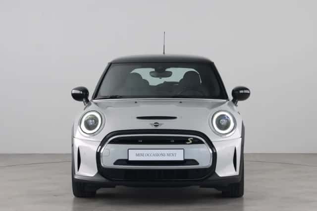 MINI Electric (2022) thumbnail 7