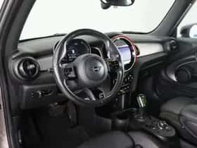 MINI Electric (2021) thumbnail 14