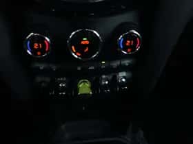 MINI Electric (2021) thumbnail 19