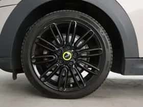 MINI Electric (2021) thumbnail 20