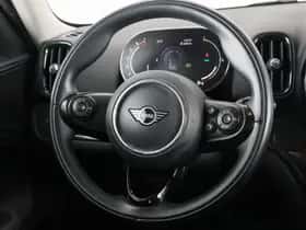 MINI Countryman (2021) thumbnail 2