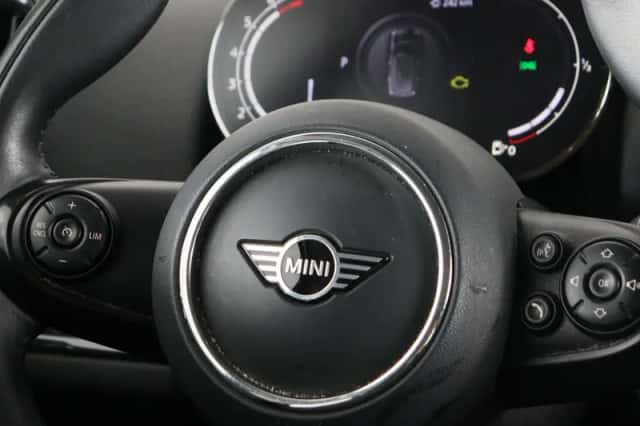 MINI Countryman (2021) thumbnail 3