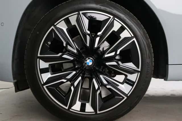 BMW X3 (2025) thumbnail 19