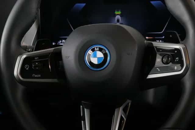 BMW X3 (2025) thumbnail 3