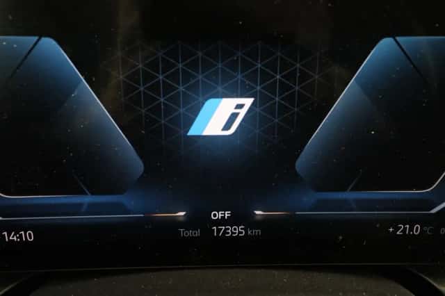 BMW X3 (2025) thumbnail 4