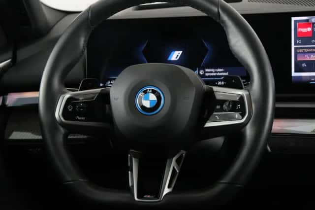 BMW 5-Serie (2025) thumbnail 2