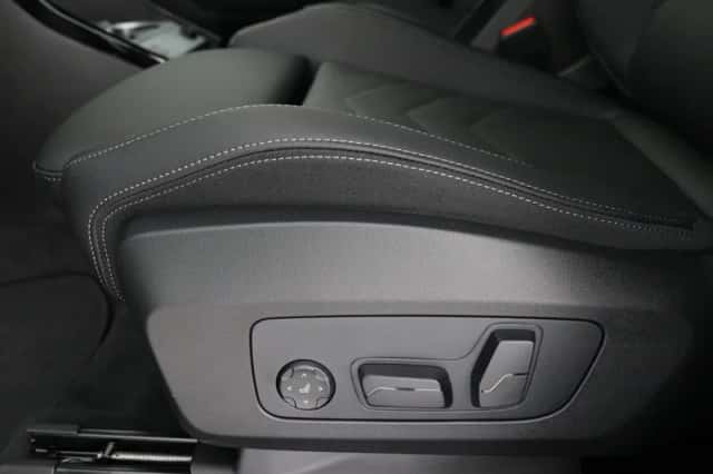 BMW X1 (2026) thumbnail 15