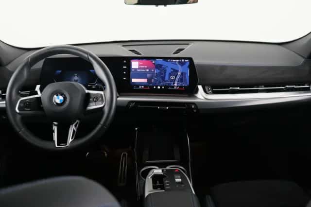 BMW X2 (2024) thumbnail 14