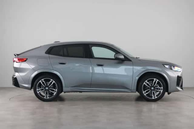 BMW X2 (2024) thumbnail 9