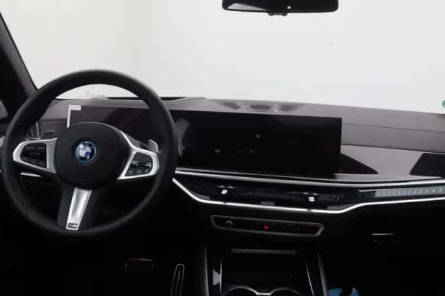 BMW X5 (2025) thumbnail 13