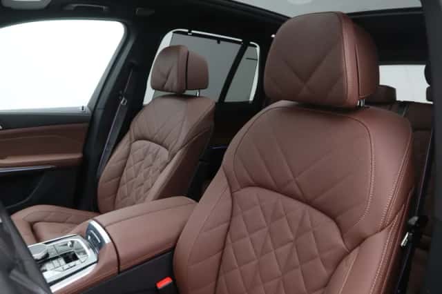 BMW X5 (2025) thumbnail 5