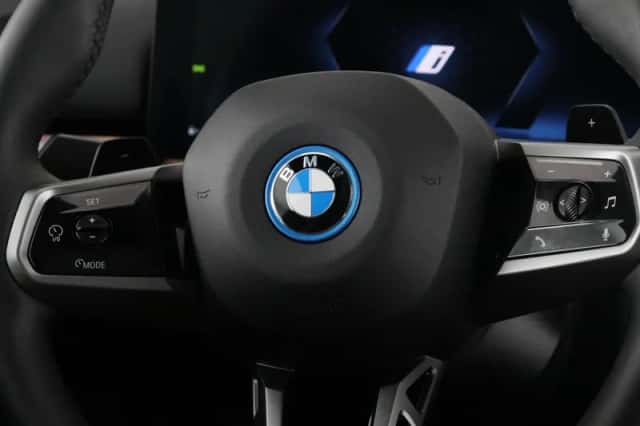 BMW 5-Serie (2025) thumbnail 3