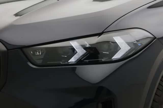 BMW X5 (2025) thumbnail 23