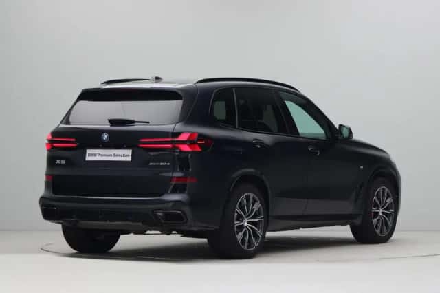 BMW X5 (2025) thumbnail 9