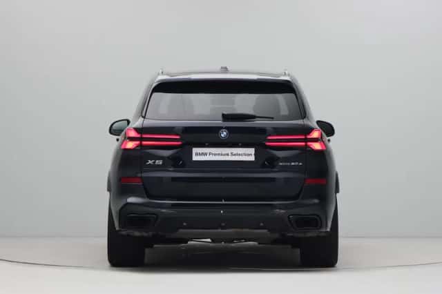 BMW X5 (2025) thumbnail 10