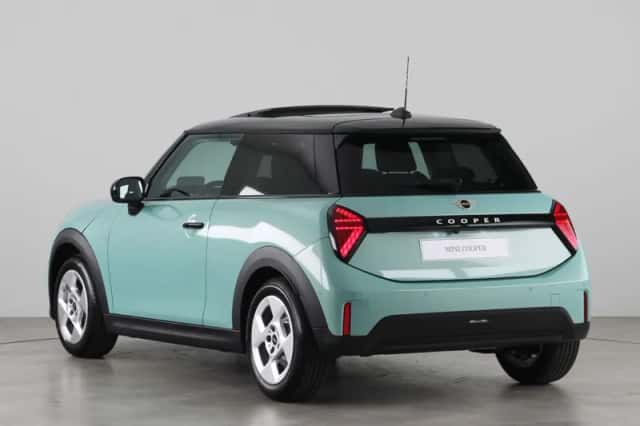MINI Cooper (2026) thumbnail 11