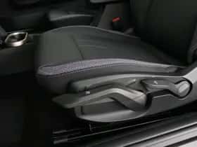MINI Cooper (2026) thumbnail 15