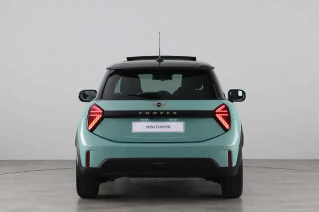 MINI Cooper (2026) thumbnail 10