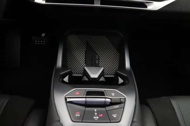 BMW iX3 (2026) thumbnail 13