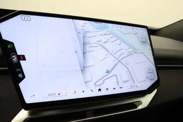 BMW iX3 (2026) thumbnail 25