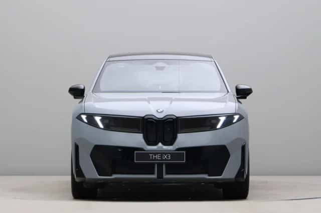 BMW iX3 (2026) thumbnail 5