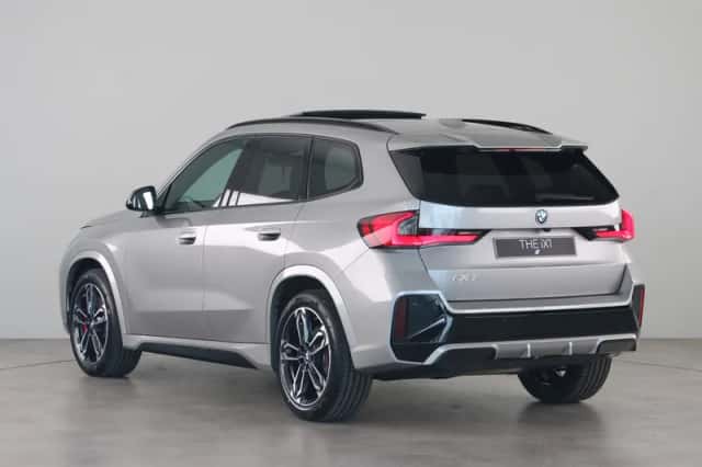 BMW iX1 (2026) thumbnail 13