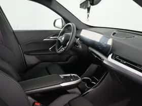 BMW iX1 (2026) thumbnail 30
