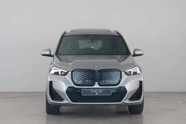 BMW iX1 (2026) thumbnail 8