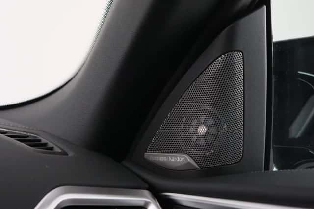 BMW M4 (2026) thumbnail 32