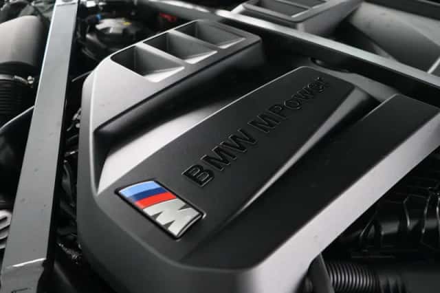 BMW M4 (2026) thumbnail 6