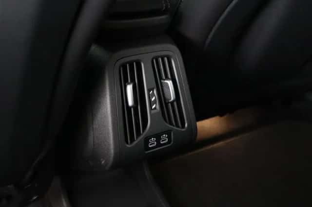 BMW X1 (2025) thumbnail 31