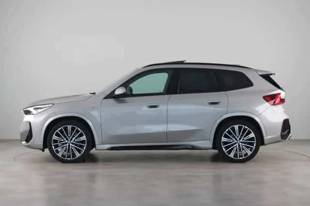 BMW iX1 (2025) thumbnail 14