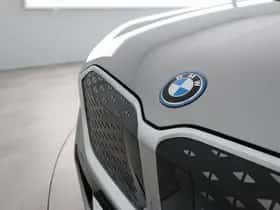 BMW iX1 (2025) thumbnail 32