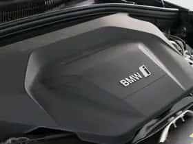BMW iX1 (2025) thumbnail 6