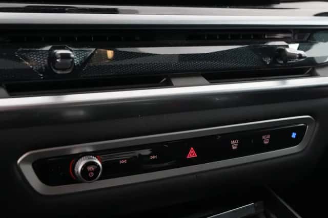 BMW X5 (2025) thumbnail 15