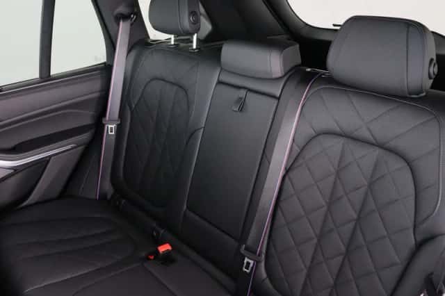BMW X5 (2025) thumbnail 18