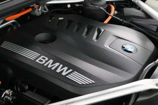 BMW X5 (2025) thumbnail 5