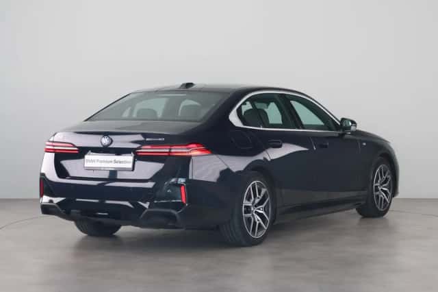 BMW i5 (2025) thumbnail 11