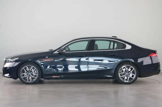 BMW i5 (2025) thumbnail 14