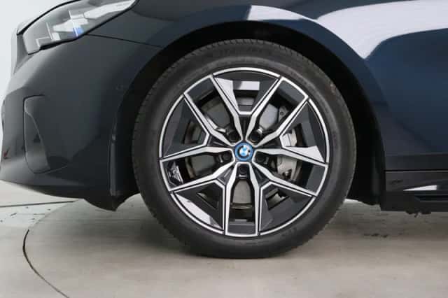 BMW i5 (2025) thumbnail 21