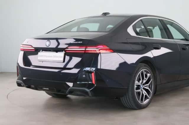 BMW i5 (2025) thumbnail 22
