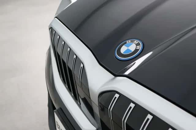 BMW i5 (2025) thumbnail 33
