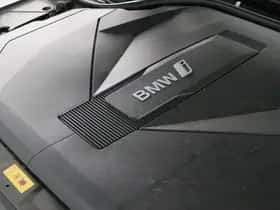 BMW i5 (2025) thumbnail 6