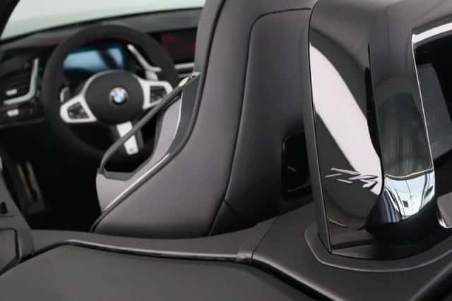 BMW Z4 (2026) thumbnail 32